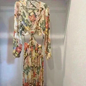 NWT O'Neill Manali Cutout Dress